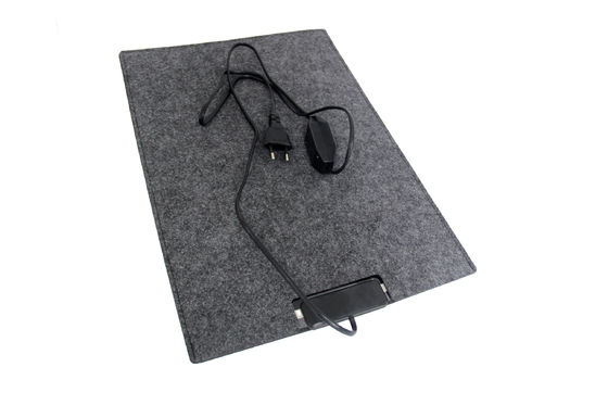 Προσαρμοσμένο θερμαντήρα ποδιών με θερμαντικό στοιχείο γραφενίου Η φόρτιση USB και λειτουργία θερμής συμπίεσης για την ανακούφιση της κόπωσης των ποδιών